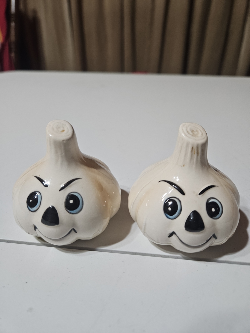 Vintage Garlic-Shaped Salt & Pepper Shakers